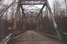 would-you-dare-to-cross-these-8-haunted-bridges-after-reading-these-scary-stories-you-wil-406905